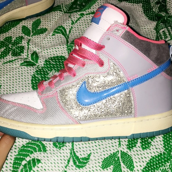 Nike high tops - Picture 2 of 3